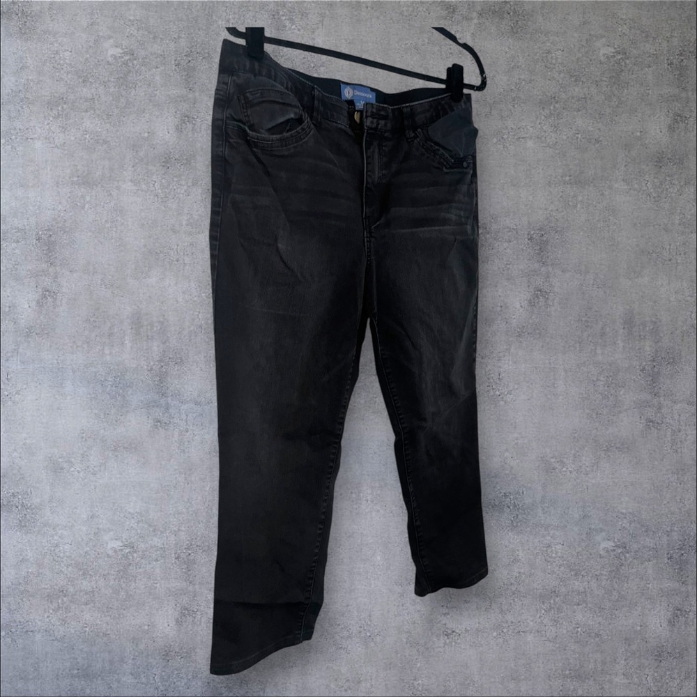 Democracy Women's Black Ankle Jeans - Picture 2 of 5